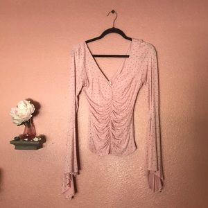 Free People 🌸 birds of paradise bell sleeved top